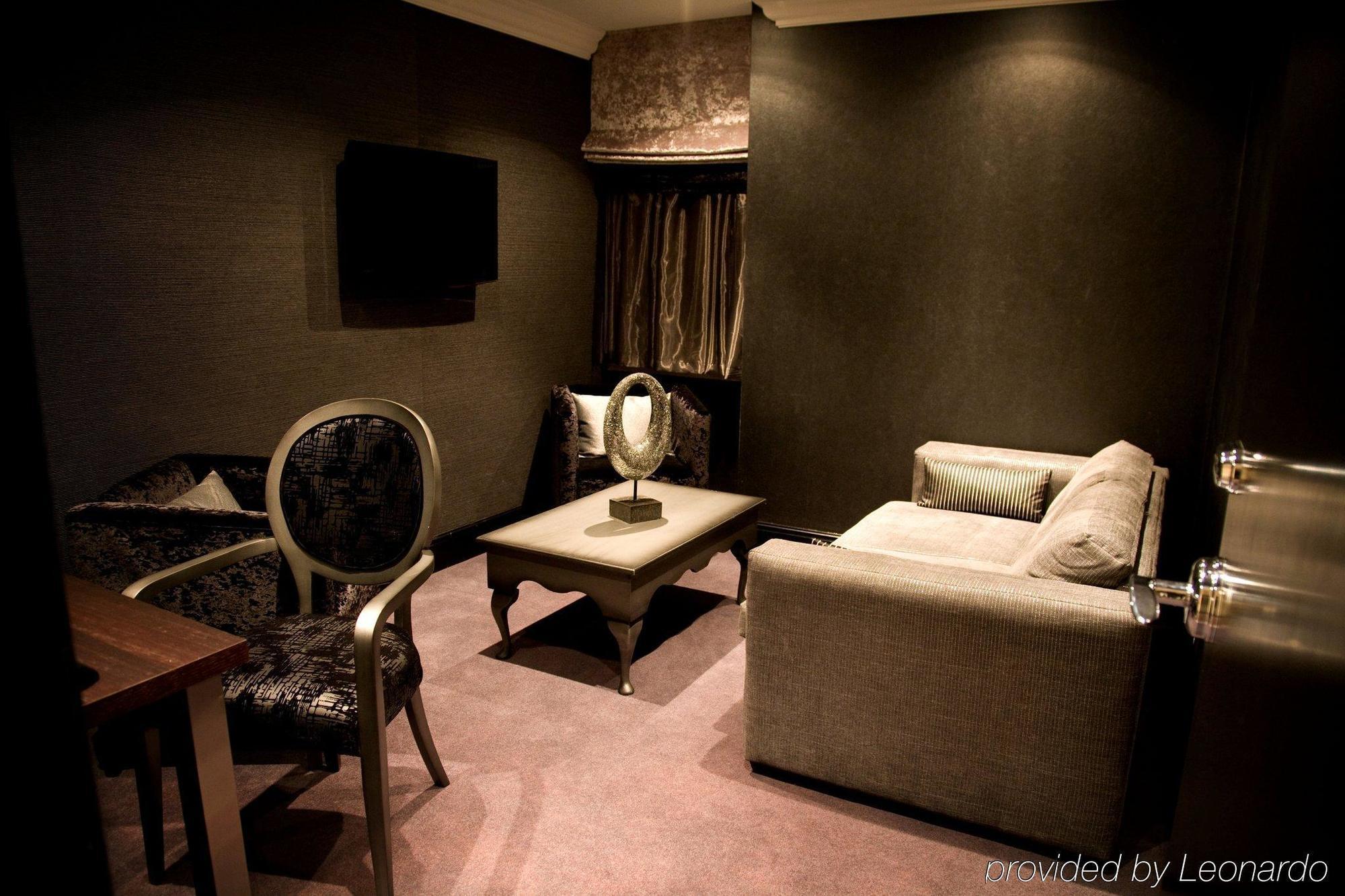 เดอะ โพพินเจย์ โฮเต็ล แอนด์ สปา Hotel ลาร์คฮอลล์ ภายนอก รูปภาพ